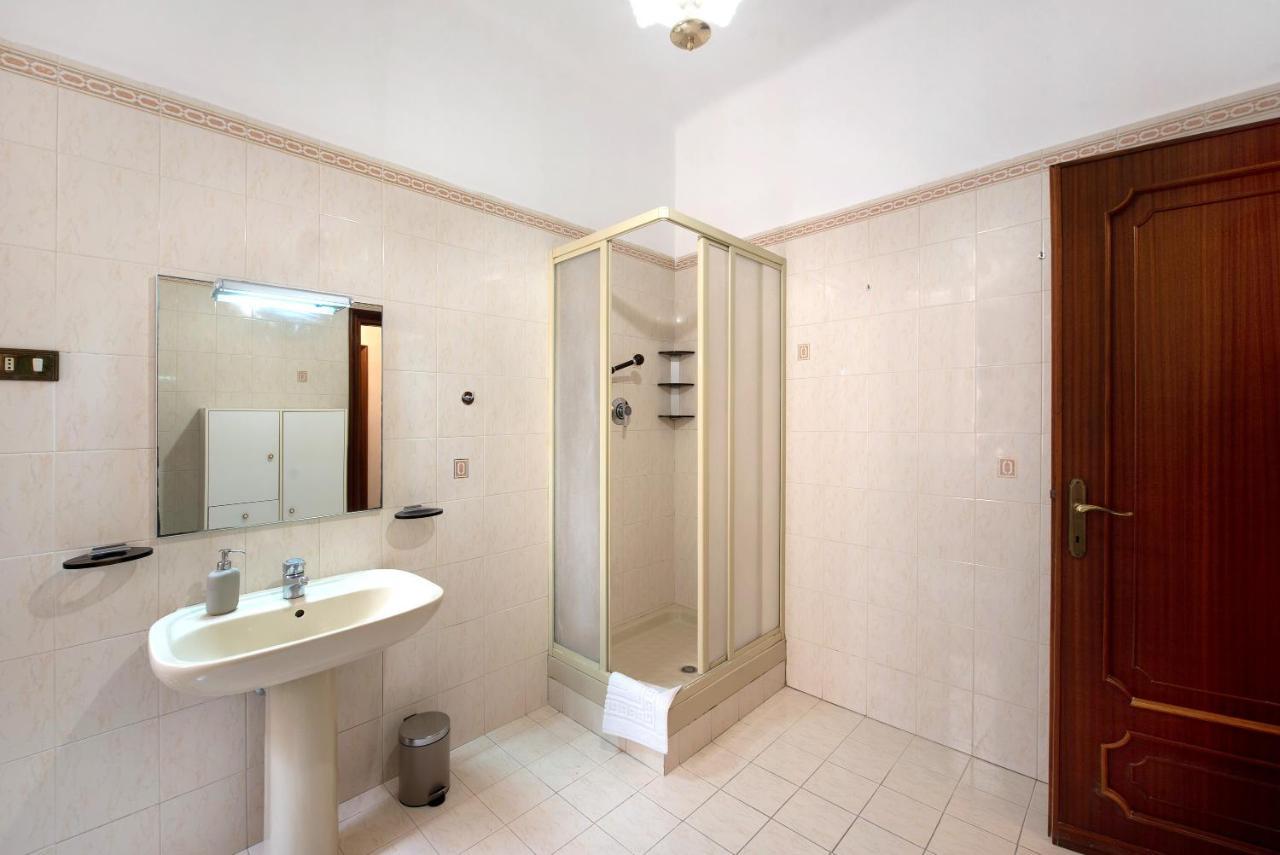 Dolphin House Apartment Genua